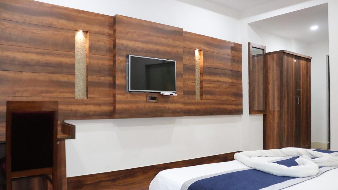 Ak Continental - Mcleodganj Hotell Dharamshala Eksteriør bilde