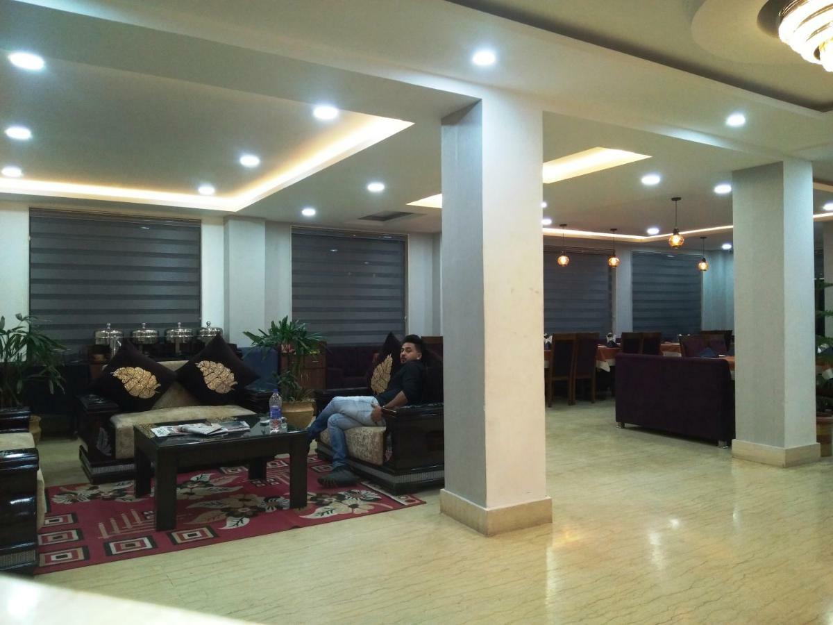 Ak Continental - Mcleodganj Hotell Dharamshala Eksteriør bilde