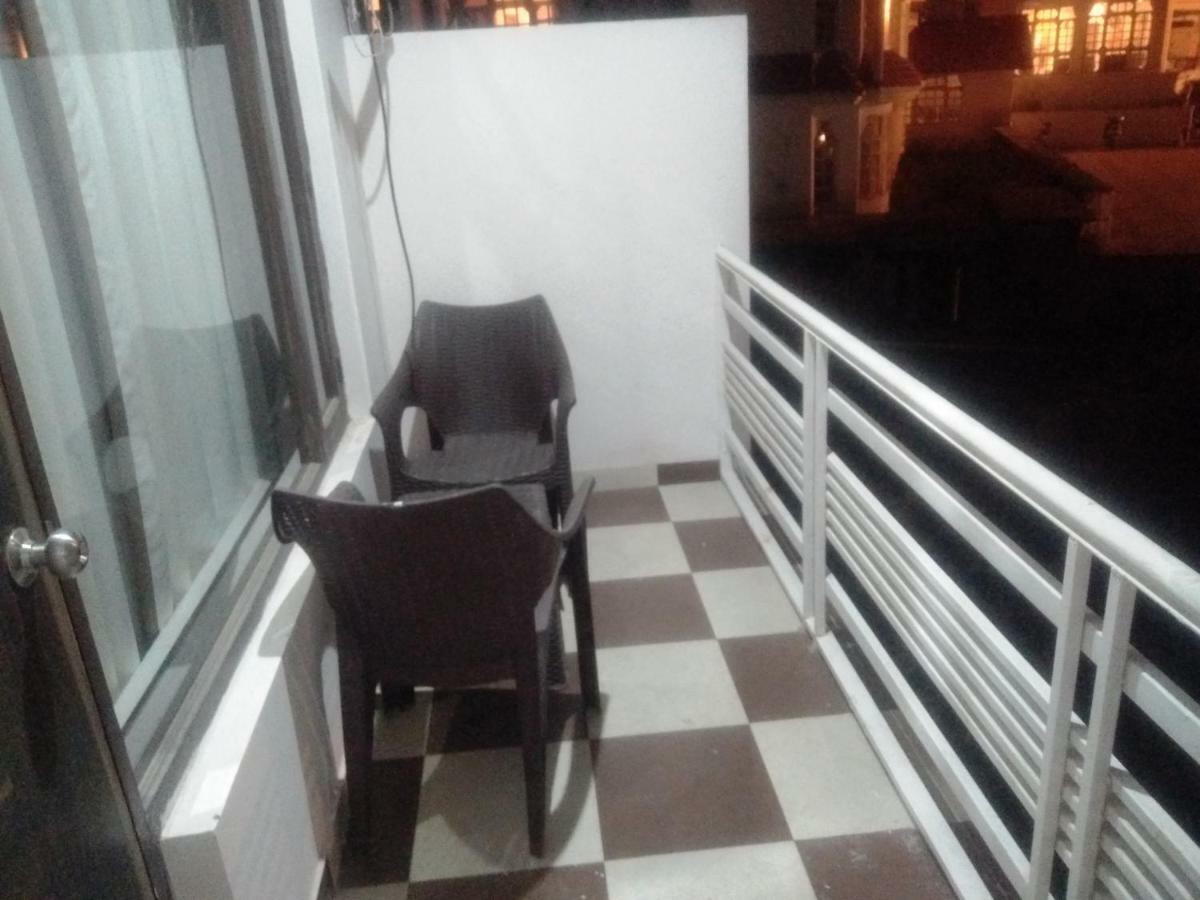 Ak Continental - Mcleodganj Hotell Dharamshala Eksteriør bilde
