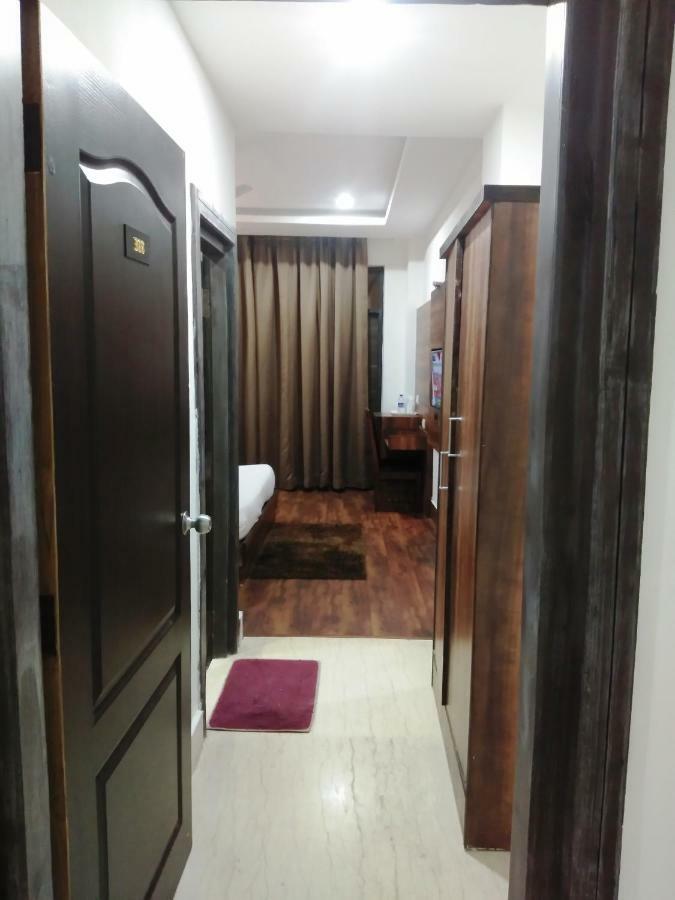 Ak Continental - Mcleodganj Hotell Dharamshala Eksteriør bilde