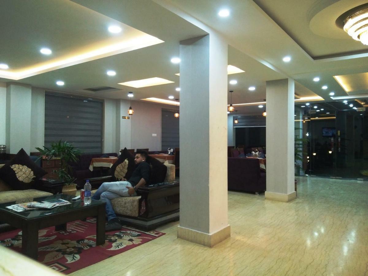 Ak Continental - Mcleodganj Hotell Dharamshala Eksteriør bilde